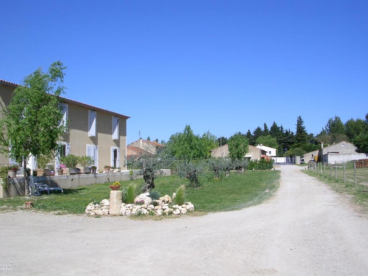 La Sarriette - Chambres D'Hotes Et Gite D'Etape A Eygalieres Exterior photo